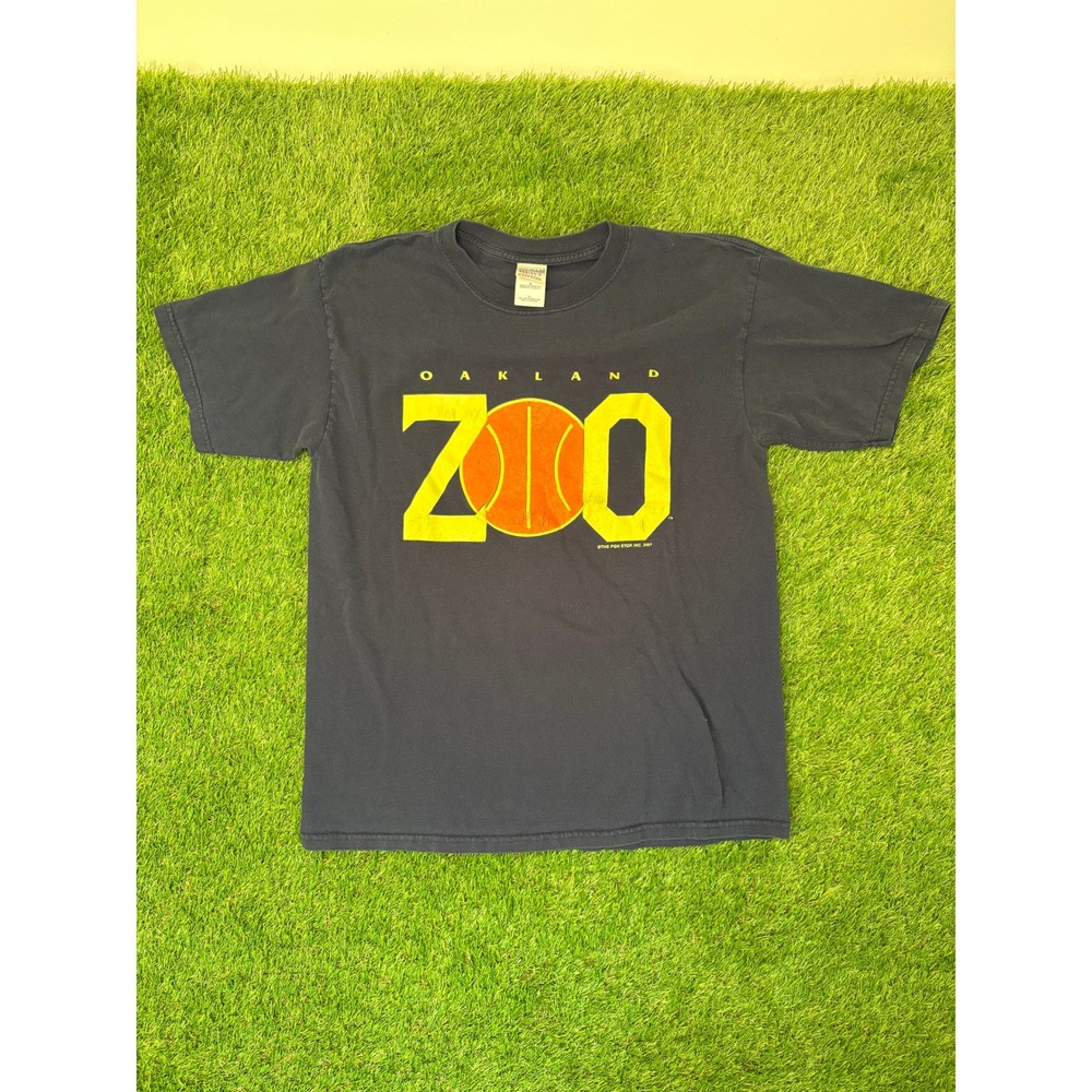 Vintage 2001 Oakland Zoo Basketball T Shirt Navy Blue Gildan Large PGH Stop